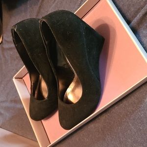 Black Wedge Pumps.